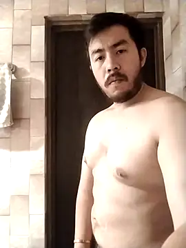 Man456545 online show from April 18, 2026, 2:08 pm