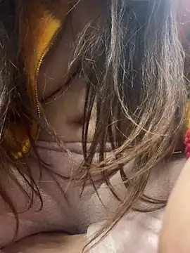 Snapshot of Red-Magic-25 chatting on January 30, 2025, 12:16 pm Red-Magic-25 online show from January 30, 2025, 12:16 pm