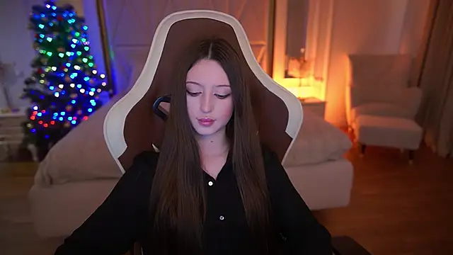 Marmeladkaaa online show from January 13, 2026, 2:21 pm