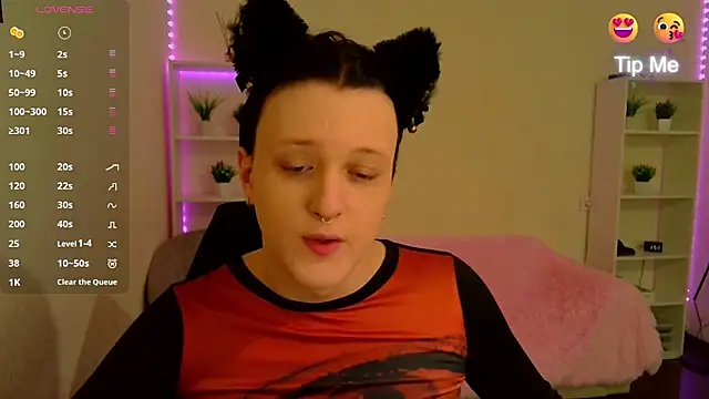 Snapshot of DianaRadrigo chatting on January 24, 2025, 8:23 am DianaRadrigo online show from January 24, 2025, 8:23 am