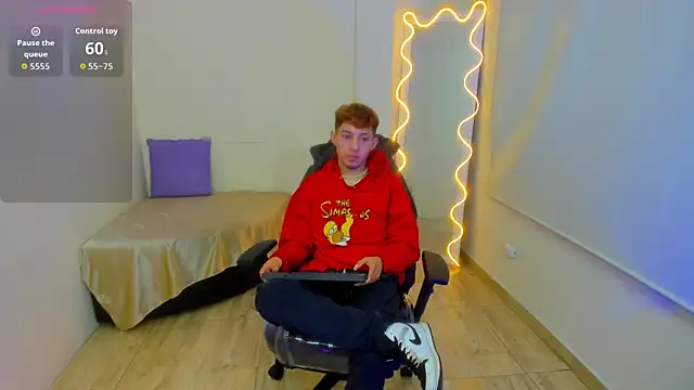 Snapshot of Axel_tay chatting on October 28, 2025, 3:40 am Axel tay online show from October 28, 2025, 3:40 am