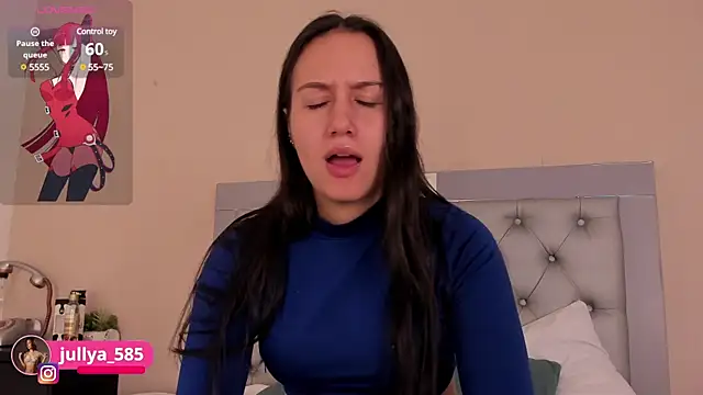 Jullya x online show from March 22, 2025, 12:14 pm