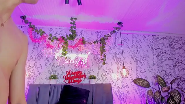 Snapshot of Bonny_and_carrot chatting on February 11, 2026, 7:14 pm Bonny and carrot online show from February 11, 2026, 7:14 pm