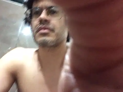 AgneloFly online show from April 21, 2026, 1:42 am