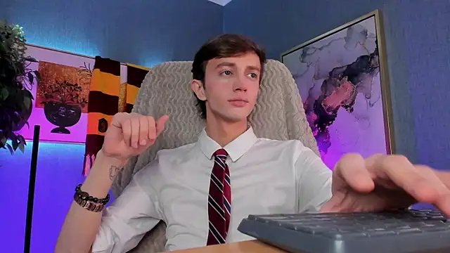 John Weasley online show from November 21, 2025, 2:49 pm