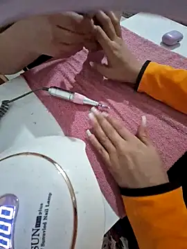 nonalona199999 online show from February 23, 2025, 5:07 pm