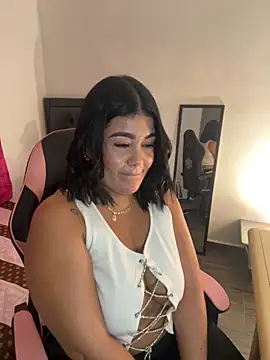 karla hotgirl online show from September 18, 2025, 2:14 am