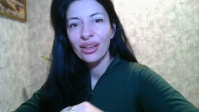 LissaBlossom online show from May 12, 2026, 3:03 am