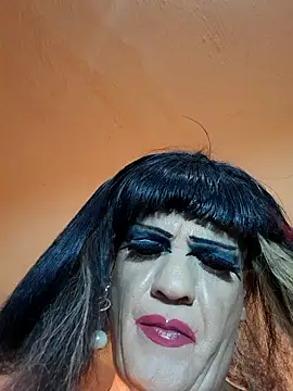 kendrabonita online show from November 7, 2025, 8:41 am