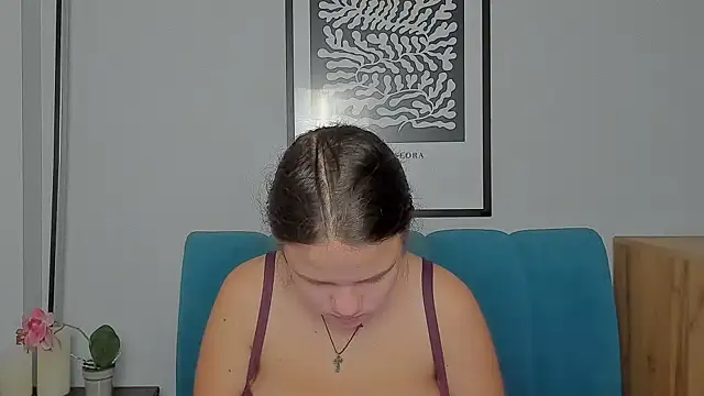 AdeleCruz online show from January 11, 2026, 10:11 am