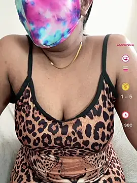 Snapshot of ArathyNambyarMallu chatting on July 28, 2026, 4:39 pm ArathyNambyarMallu online show from July 28, 2026, 4:39 pm