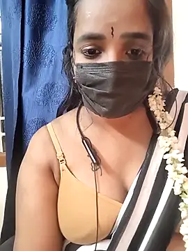 Snapshot of Lolitatamil chatting on February 26, 2026, 5:35 pm Lolitatamil online show from February 26, 2026, 5:35 pm