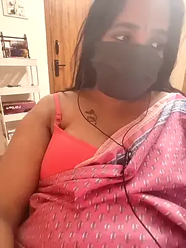 Snapshot of Lolitatamil chatting on February 19, 2026, 6:16 pm Lolitatamil online show from February 19, 2026, 6:16 pm