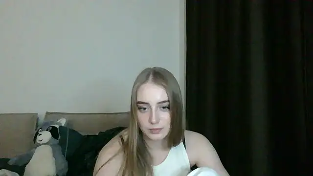 Snapshot of PriscillaSunset chatting on January 16, 2025, 11:27 pm PriscillaSunset online show from January 16, 2025, 11:27 pm