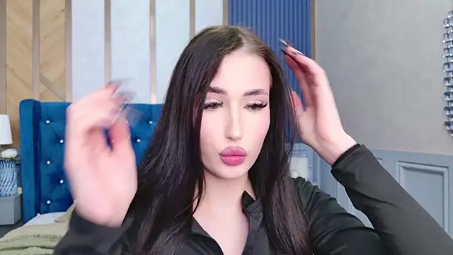 Snapshot of EmmaLawrens chatting on March 19, 2025, 8:43 pm EmmaLawrens online show from March 19, 2025, 8:43 pm