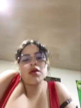 Snapshot of katty_116 chatting on February 9, 2025, 11:46 pm katty 116 online show from February 9, 2025, 11:46 pm