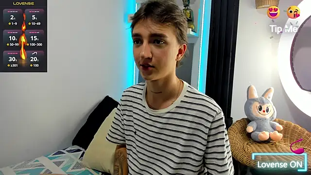 Snapshot of jeremy_salvatore chatting on November 11, 2025, 6:52 am jeremy salvatore online show from November 11, 2025, 6:52 am