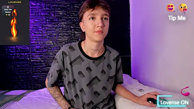 Snapshot of jeremy_salvatore chatting on March 19, 2025, 5:52 am jeremy salvatore online show from March 19, 2025, 5:52 am