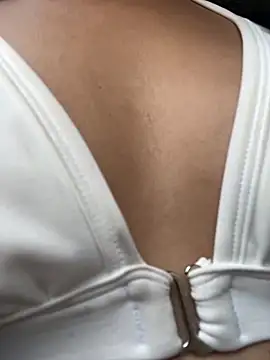 Carorosse online show from March 10, 2026, 6:01 pm