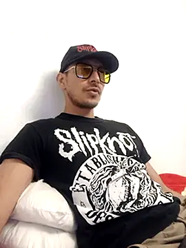 tony-camargo online show from January 24, 2025, 11:23 pm