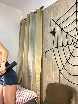 Snapshot of StefanyRousse chatting on October 26, 2025, 12:05 pm StefanyRousse online show from October 26, 2025, 12:05 pm