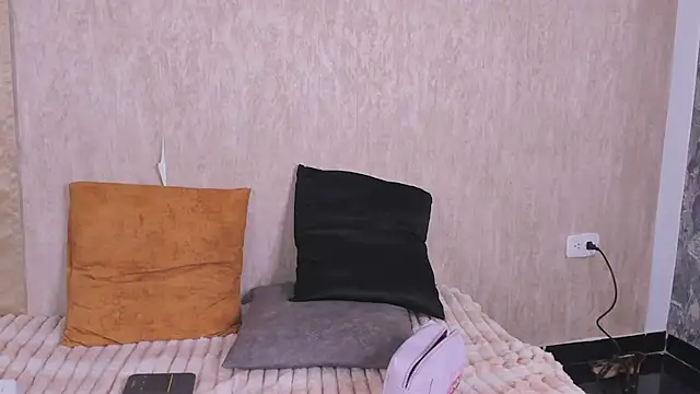 StefanyRousse online show from February 20, 2026, 11:34 am