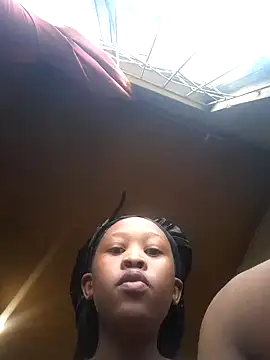 Snapshot of daddysgirly20 chatting on February 18, 2025, 5:53 am daddysgirly20 online show from February 18, 2025, 5:53 am