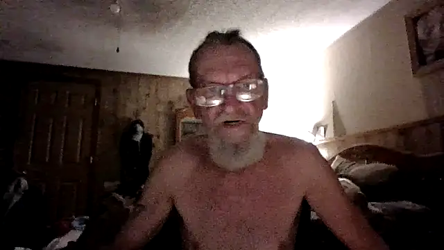 Snapshot of Aldick68 chatting on February 16, 2025, 5:26 am Aldick68 online show from February 16, 2025, 5:26 am