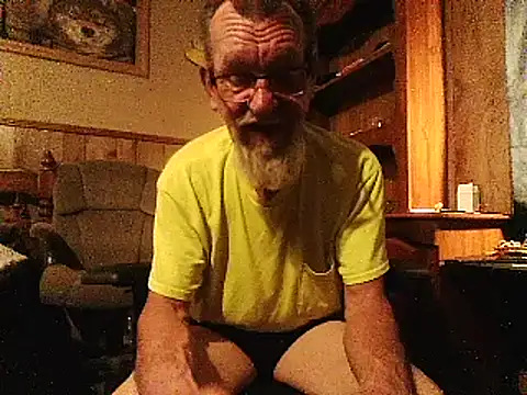 Snapshot of Aldick68 chatting on March 1, 2025, 5:52 am Aldick68 online show from March 1, 2025, 5:52 am