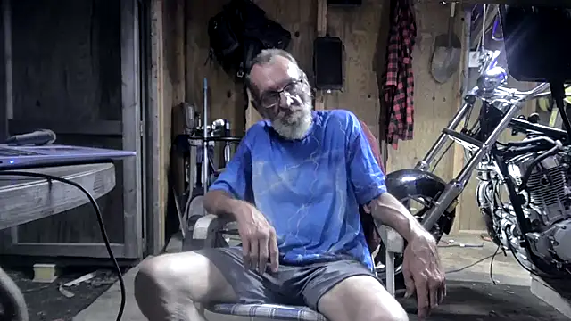 Aldick68 online show from July 19, 2026, 5:16 am