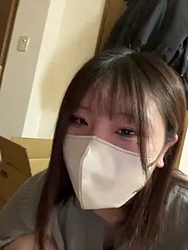 sakuchaaa 2525 online show from May 7, 2026, 1:03 pm