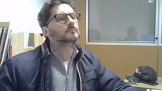 Cellino4 online show from January 24, 2025, 8:53 pm