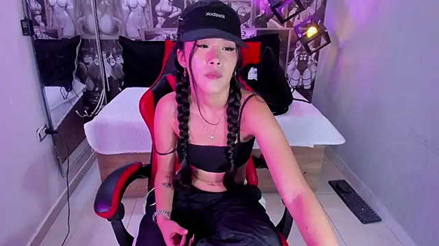 Lil ceyy online show from October 16, 2025, 8:06 pm