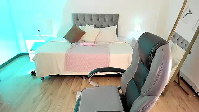 Snapshot of _Daniela_hot_1 chatting on March 8, 2025, 3:28 am  Daniela hot 1 online show from March 8, 2025, 3:28 am