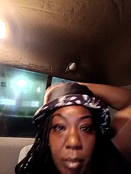 Snapshot of chocolatechipkukky85 chatting on February 1, 2025, 12:29 am chocolatechipkukky85 online show from February 1, 2025, 12:29 am