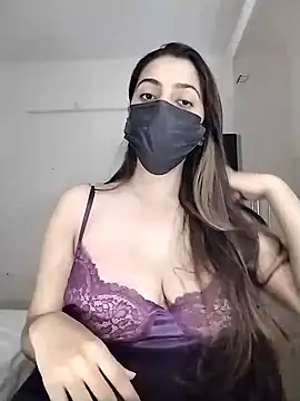 Snapshot of Priyanka998 chatting on February 20, 2025, 7:52 pm Priyanka998 online show from February 20, 2025, 7:52 pm