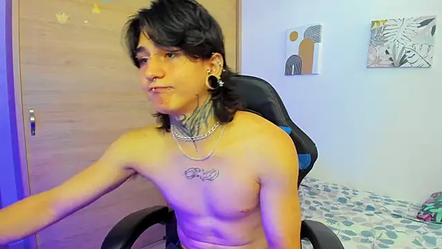 Snapshot of adam_wick chatting on January 13, 2025, 3:47 pm adam wick online show from January 13, 2025, 3:47 pm