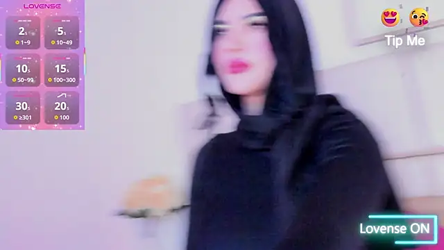 taylorsmiiith  online show from February 28, 2026, 1:11 pm