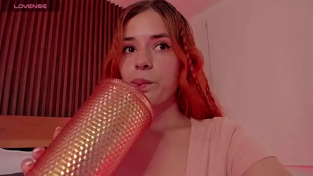 alliss ginger  online show from February 23, 2026, 8:20 pm