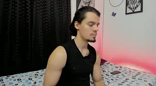 Snapshot of maxi_styles chatting on March 3, 2025, 4:32 am maxi styles online show from March 3, 2025, 4:32 am