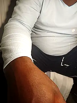 Dube501 online show from October 4, 2025, 5:36 pm