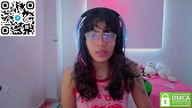 Lovelyamyy online show from April 1, 2026, 1:12 pm