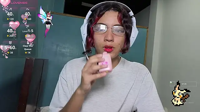 Lovelyamyy online show from November 3, 2025, 3:45 am