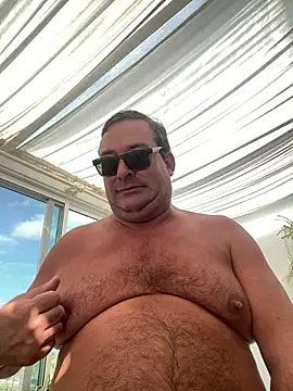 MountJohnXL online show from May 3, 2026, 4:32 pm