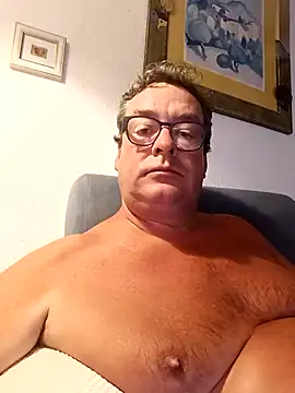 MountJohnXL online show from March 1, 2025, 1:11 am