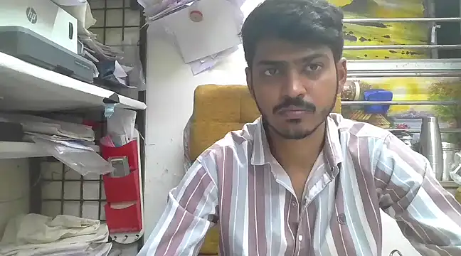 cute modell online show from January 21, 2025, 12:29 pm