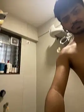 cute modell online show from September 16, 2025, 5:30 am