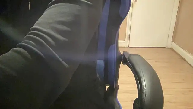 Snapshot of vanillachocduo chatting on March 19, 2025, 8:11 pm vanillachocduo online show from March 19, 2025, 8:11 pm