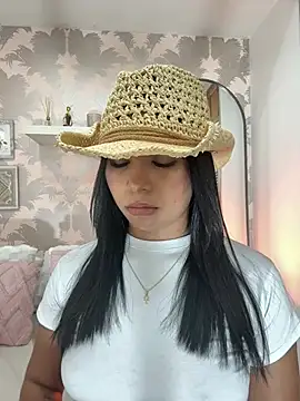 CharlotteGraay online show from May 23, 2026, 8:19 pm