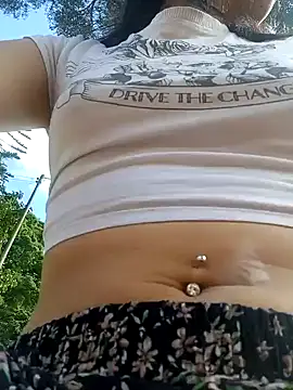 NaomiHoney23 online show from January 24, 2025, 6:46 pm